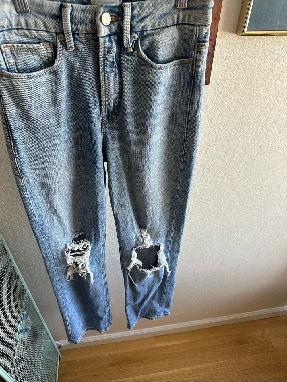 Good American Light Blue Distressed Boyfriend Jeans